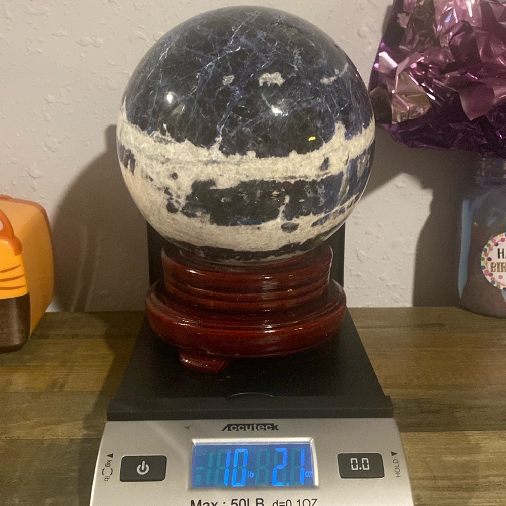 Sodalite Sphere and it is beautiful! Huge 10.2 pounds! Nicely polished ❤️